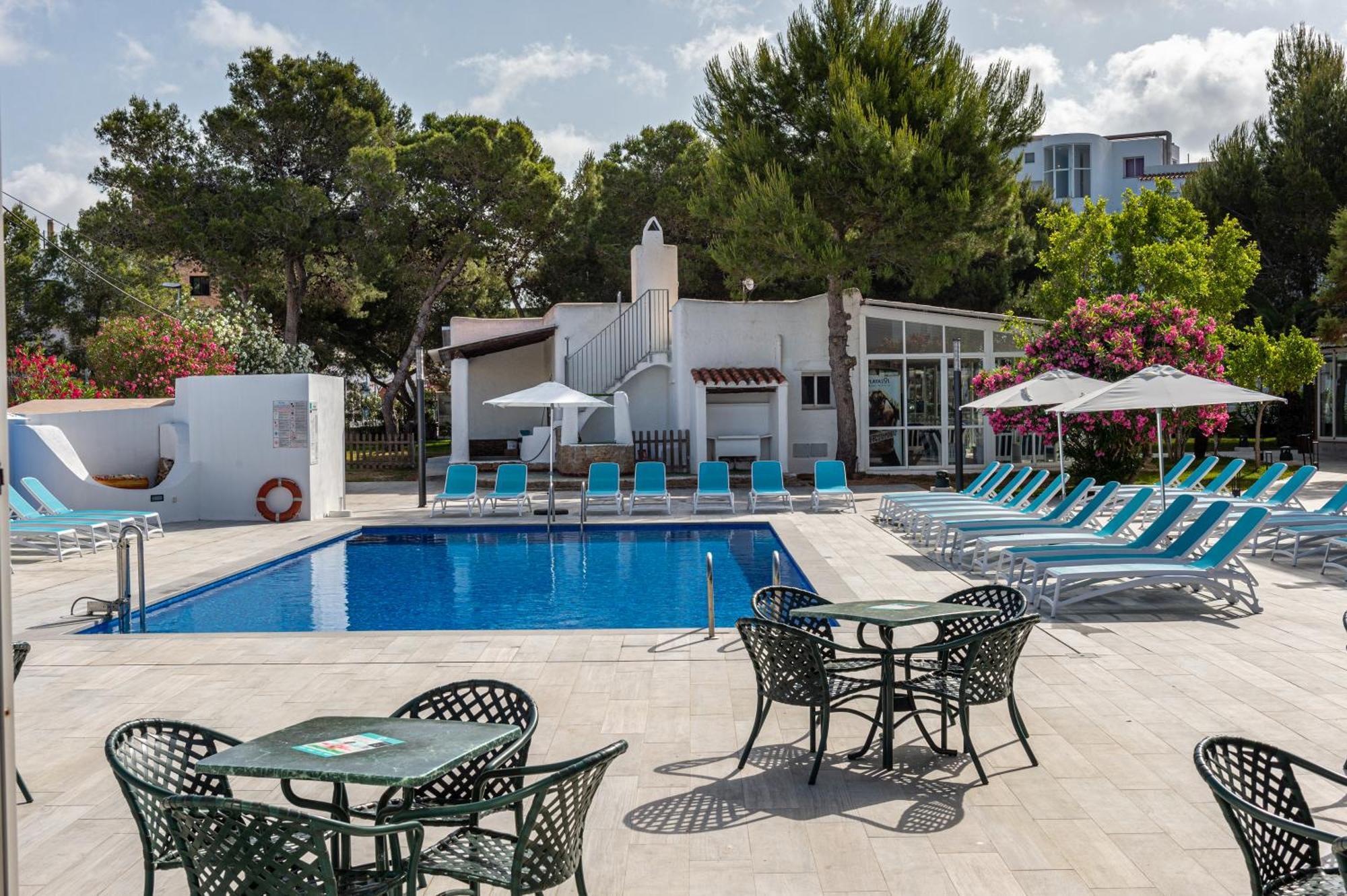 Aparthotel Vibra Club Maritim Sant Antoni de Portmany Exterior foto