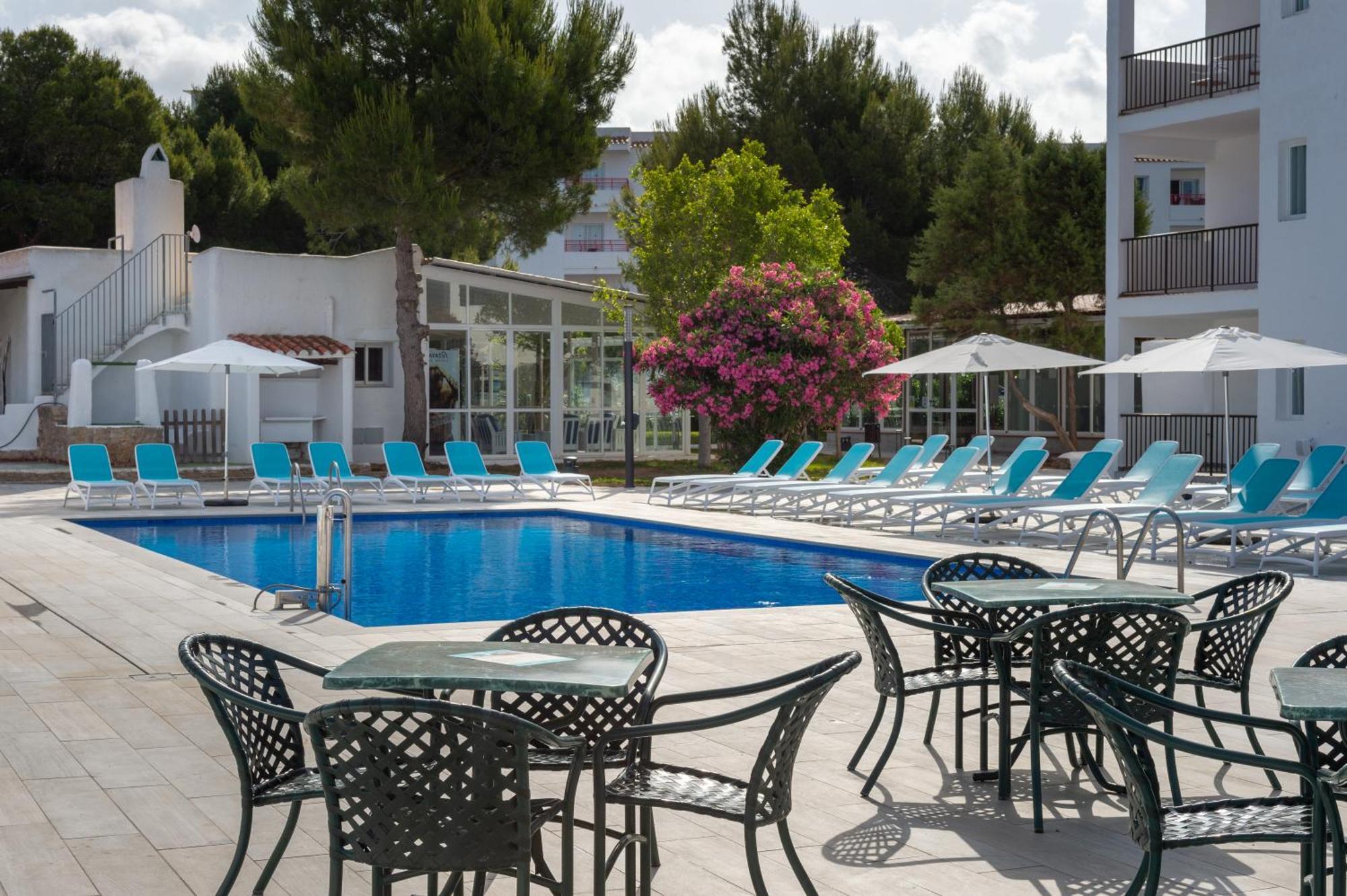 Aparthotel Vibra Club Maritim Sant Antoni de Portmany Exterior foto