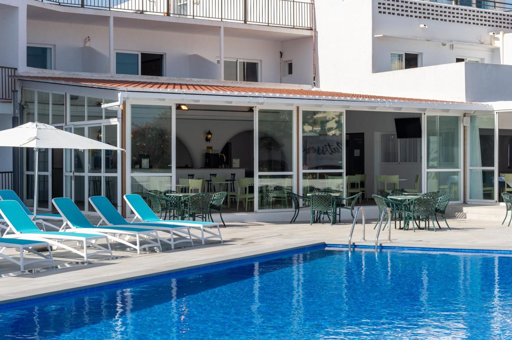 Aparthotel Vibra Club Maritim Sant Antoni de Portmany Exterior foto