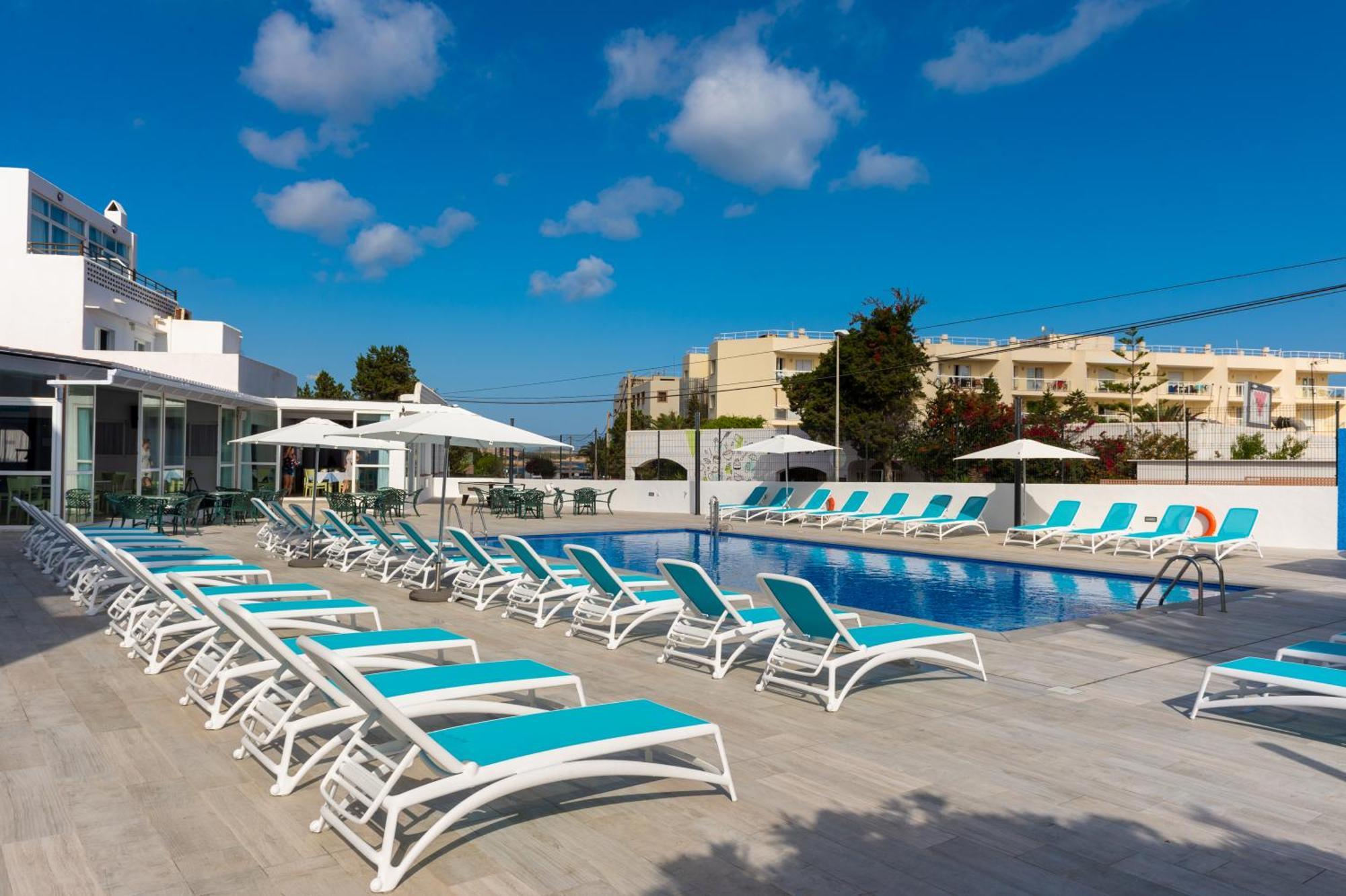 Aparthotel Vibra Club Maritim Sant Antoni de Portmany Exterior foto