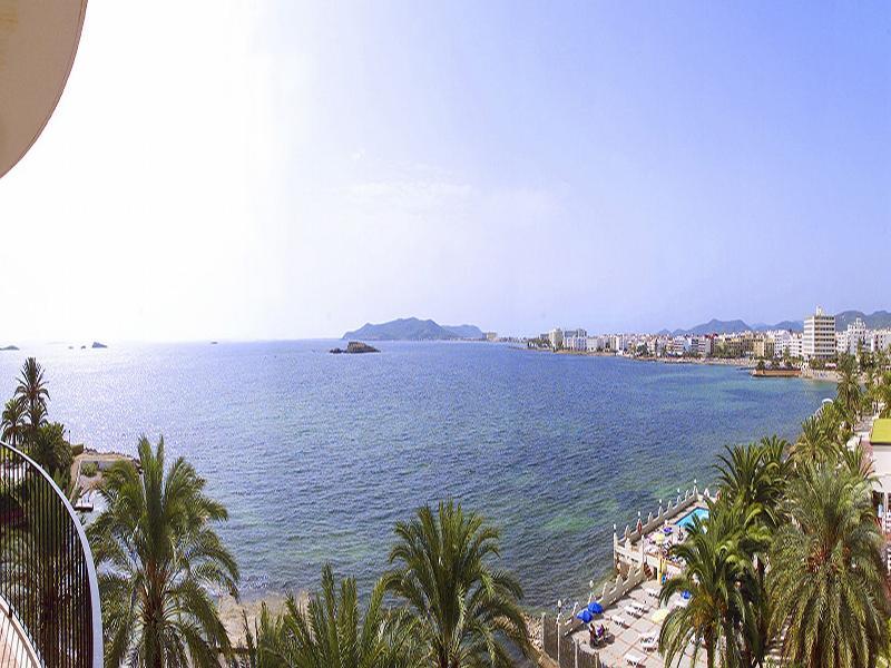 Aparthotel Vibra Club Maritim Sant Antoni de Portmany Exterior foto